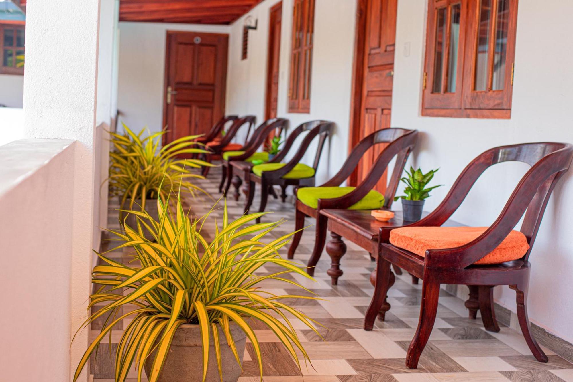 היקדואה Sundowners Guesthouse מראה חיצוני תמונה